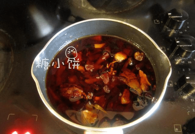 火锅锅底的做法窍门 e36f999362874711900a03aa72b207cd.png