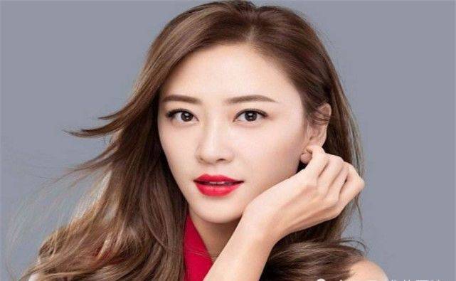 日本籍中国明星女演员 cfa7c574927b45109afe72c413c66f10.jpeg
