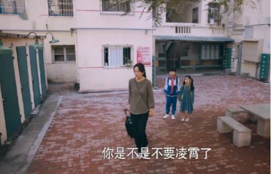 原创《以家人之名》好评如潮，只因为太敢拍，暴露原生家庭真实面