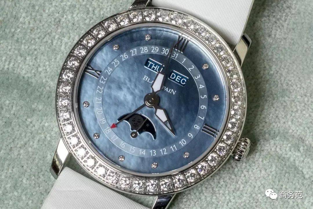 什么|30岁女人戴什么表，实用又有档次？