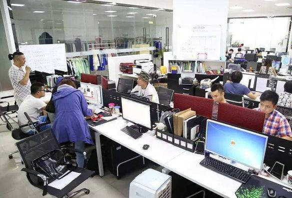 经验教程|上大学之后这4类兼职值得尝试，同时注意4个误区，防止被骗