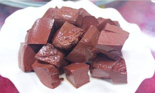 吃什么东西可以补血益气 1e6af7dbc39a4451bd578e2486e96c52.jpeg