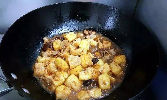 烧什么汤最快 921c641ac0364512ba4ff3940890a7c9.jpeg