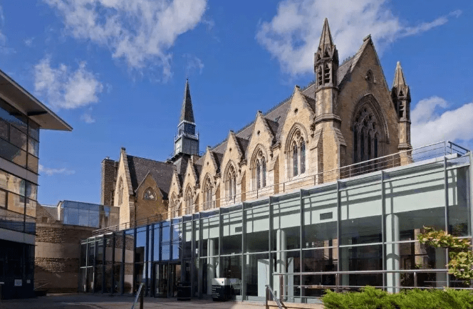 本科|英国留学：利兹大学本科也接受高考成绩啦