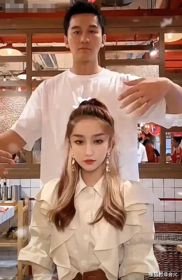 视频|原创李晨单身生活太丰富!为美女贴身亲密按摩,曾与多名美女深夜热舞