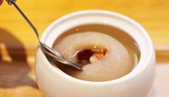 女生|或许也能“肤白貌美”为啥有的女生不长痘？爱吃这4种水果