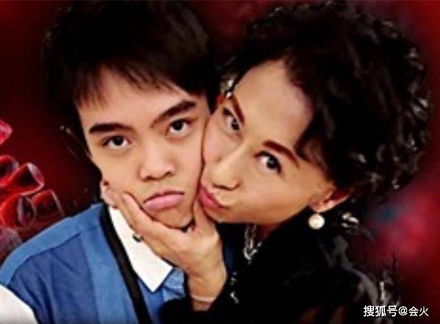 林子祥|原创58岁叶倩文与小鲜肉亲密贴脸不避嫌,曾抢闺蜜老公,还甩过费翔?