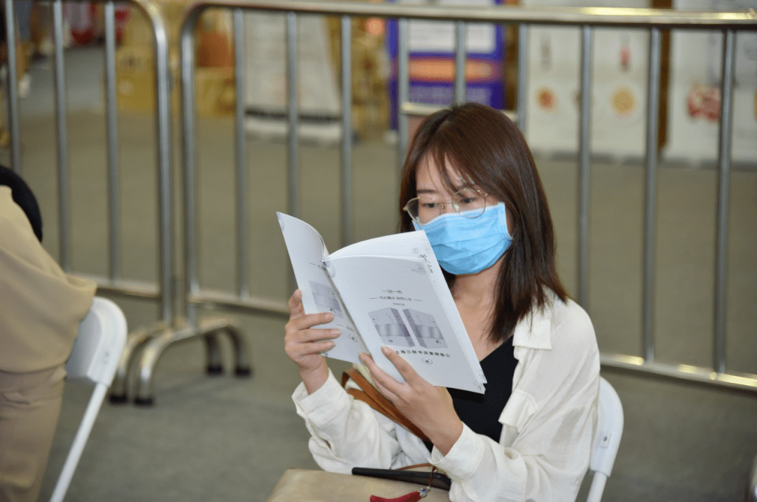 中国|澄明入心 一诗一吟—上海市贵州商会与三联书店联袂打造“站桩意向诗”发布会