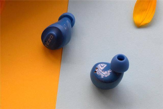 耳机|又一时尚单品来袭!TEZO无线蓝牙耳机轻若无物,畅享好音乐