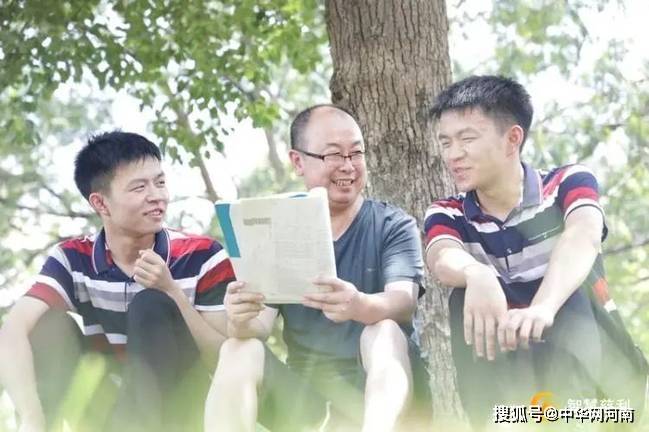 慈利|湖南慈利一对双胞胎学霸，一个上清华一个上北大！父亲脸上笑开花