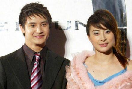 什么才叫做初恋 1dd54b69e3174f7081c93afc7fc577d9.jpeg