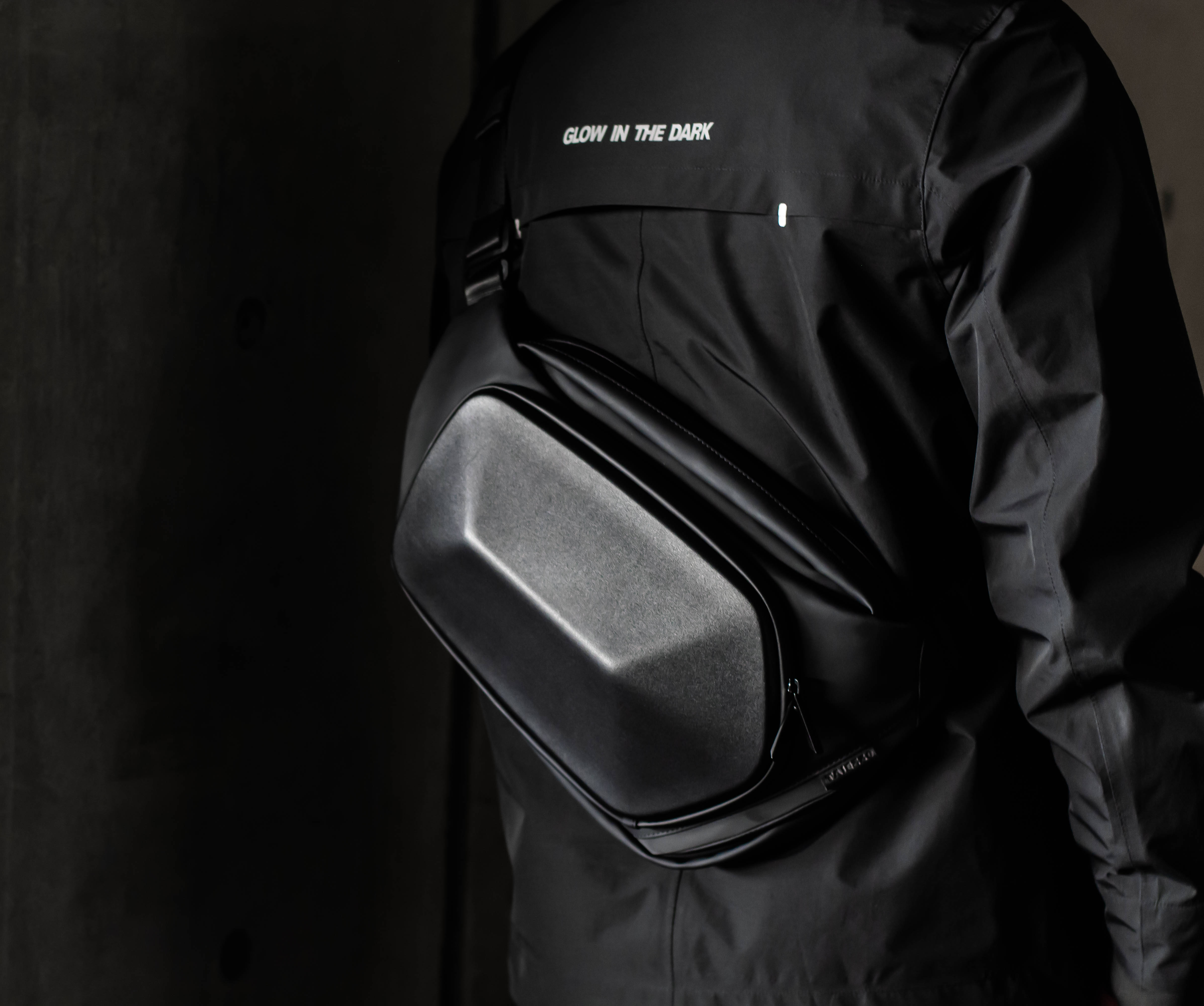 硬汉|硬汉风十足的斜挎包!居然还有这么多种玩法!