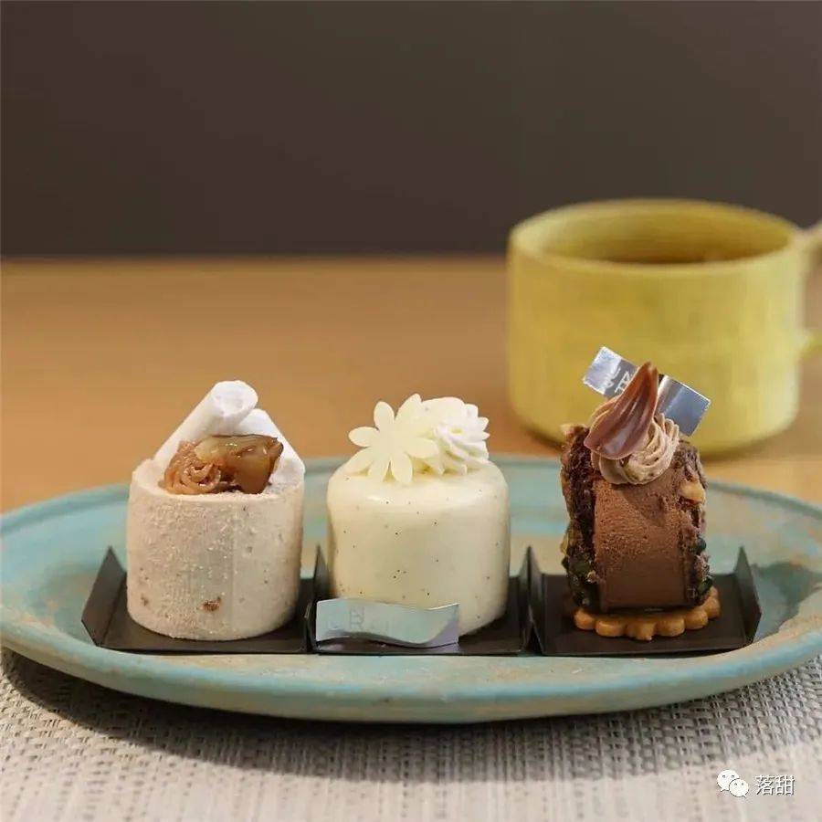 杂谈|杂谈 | 你会不会在乎：盘子和甜品配不配？