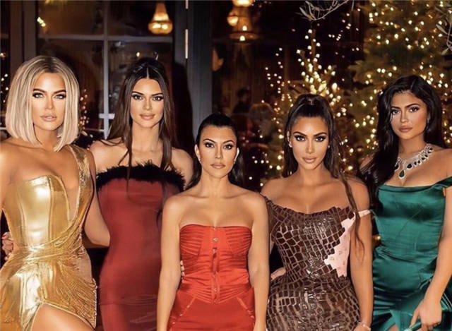 科比|原创科比42岁生日感人！加索尔又为瓦妮莎母女送温暖，礼物十分特殊