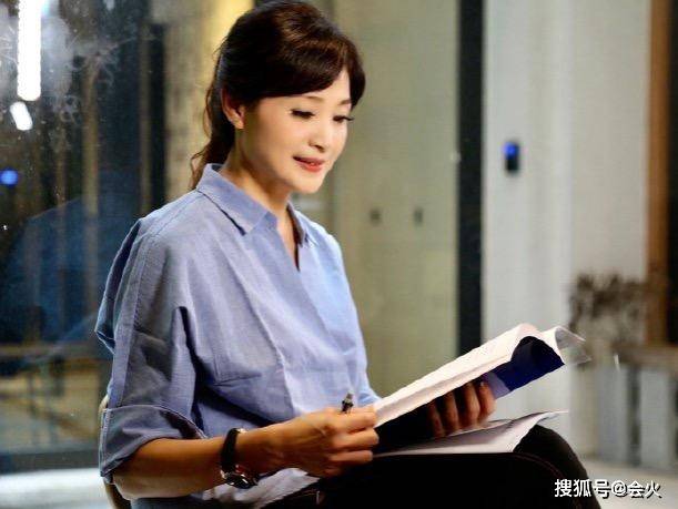 房产|原创女星患肿瘤安排后事，称谁照顾自己就给全部房产！53岁没谈过恋爱