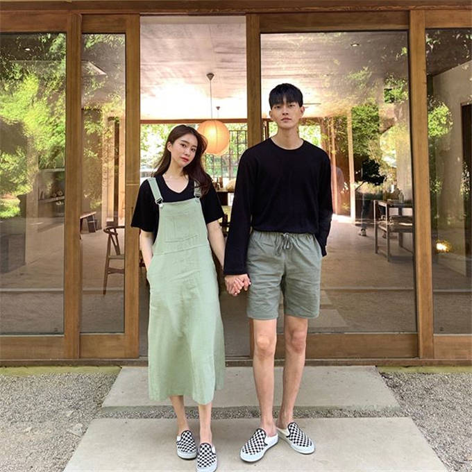 原创情侣装还在穿得一模一样?时尚穿衣经快拿走,不经意就秀了波恩爱