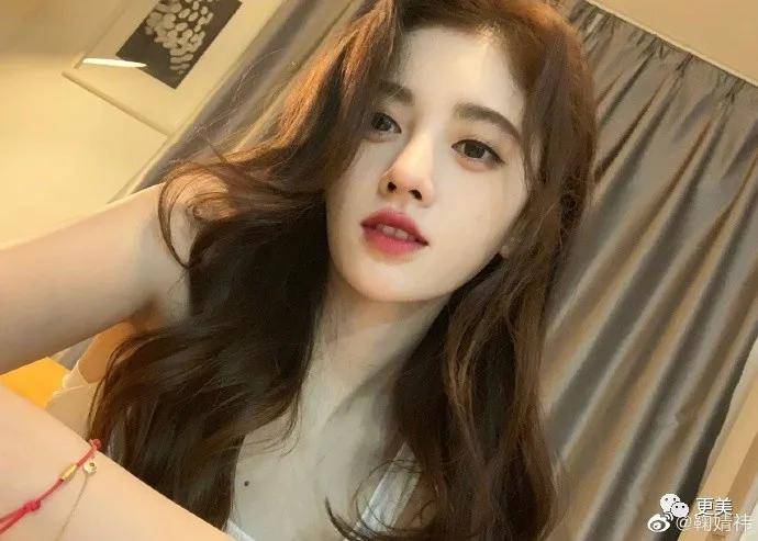 刘海|当毛发都在伪造的鞠婧祎失去刘海，场面瞬间窒息！