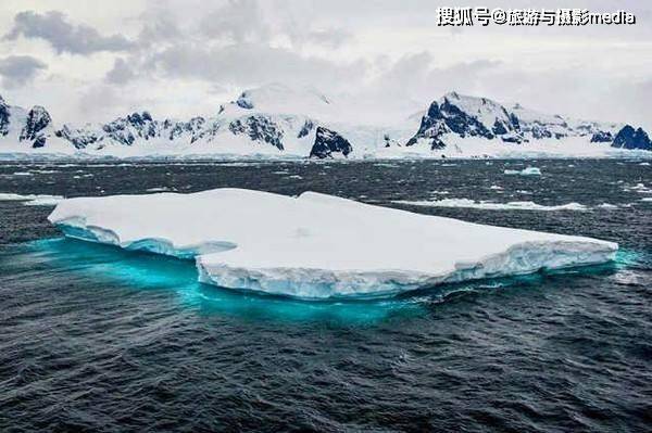 南极冰川上的不冻湖：两千五百平方千米，无法解释的自然奇迹！