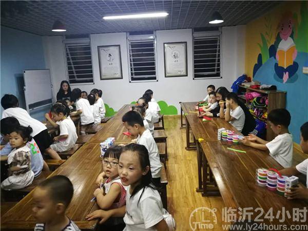 消息资讯|“一路向阳，未来可期 ”根之情国学幼儿园举办毕业典礼