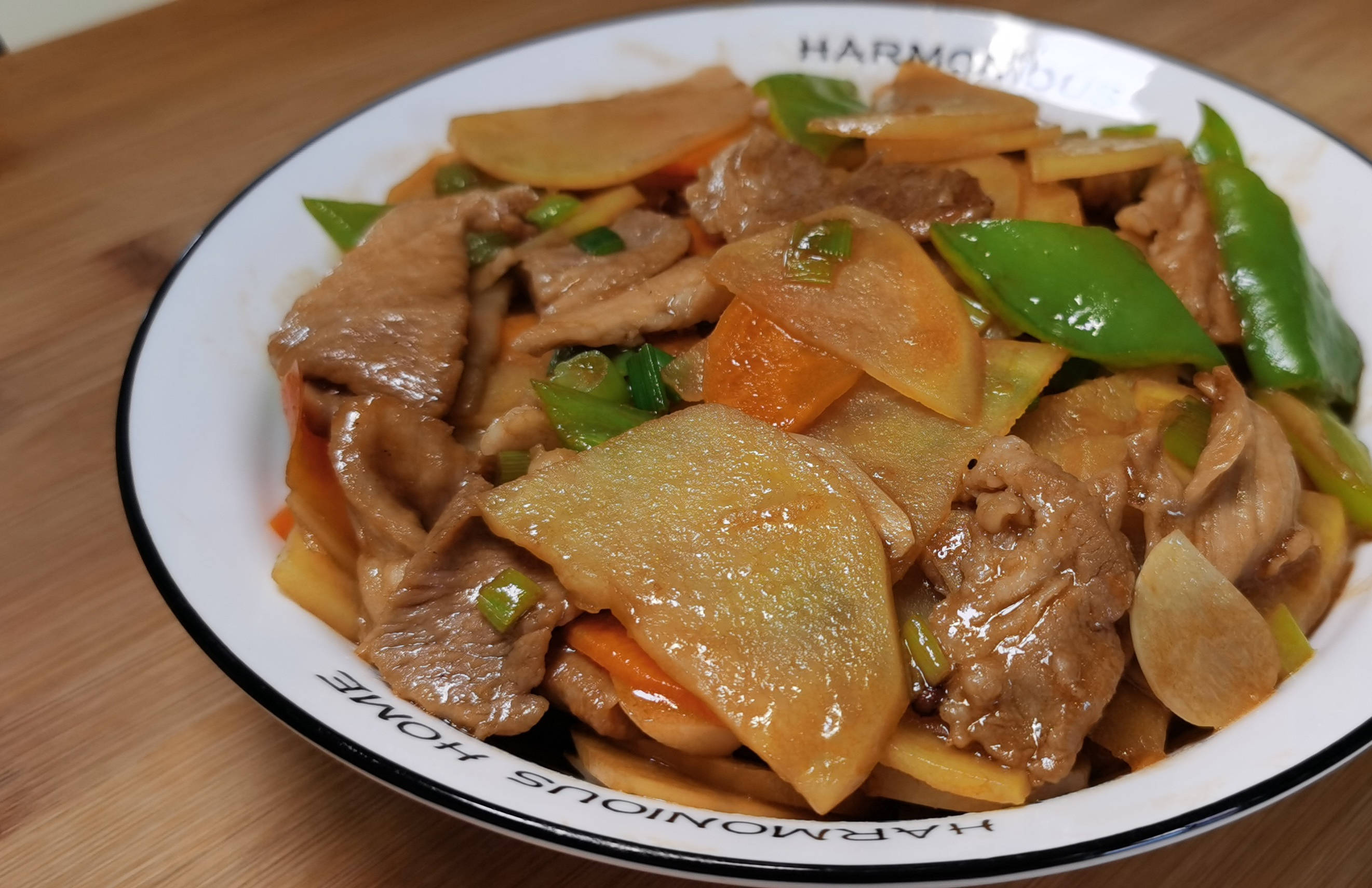 土豆的做法大全家常菜炒肉 c2928dd85edd4e0ca5fef6c667eee910.jpeg