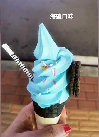 陈乔恩艾伦出海过七夕,贴脸合照越长越像,艾