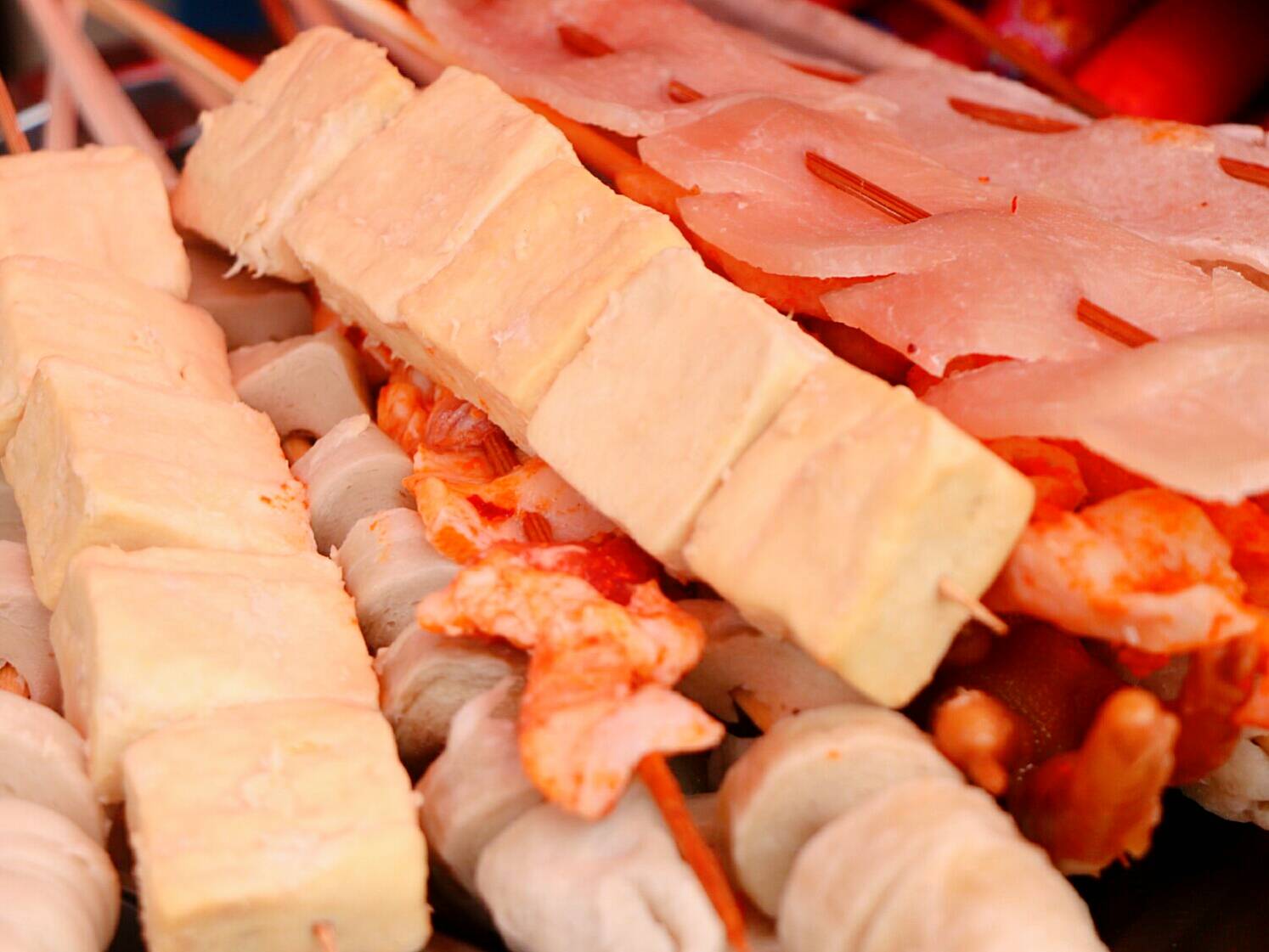 丽江|堪称老丽江代表！【细数丽江地摊美食】白天就开炉！这家烧烤摊藏在市场20年