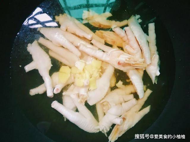 247d8403b77c4bbd903db5d68bf69fb6.jpeg