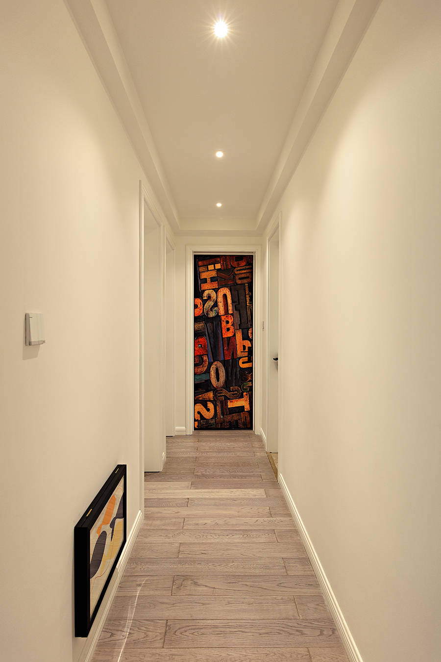 入户玄关墙面挂衣 be903b737b7247f7b370af18101d8f66.jpeg