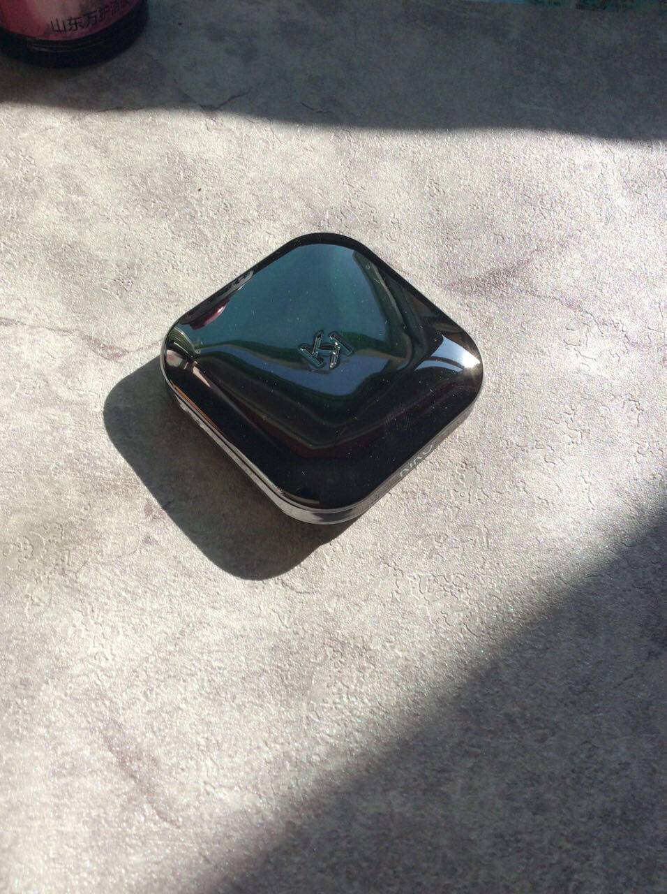 一面|高级感一扫就有，让你一面变立体脸的神器 —— 高光