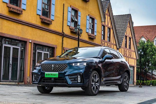 WEY VV7 PHEV在实力上堪比宝马X1 PHEV。网友:值得“种草”