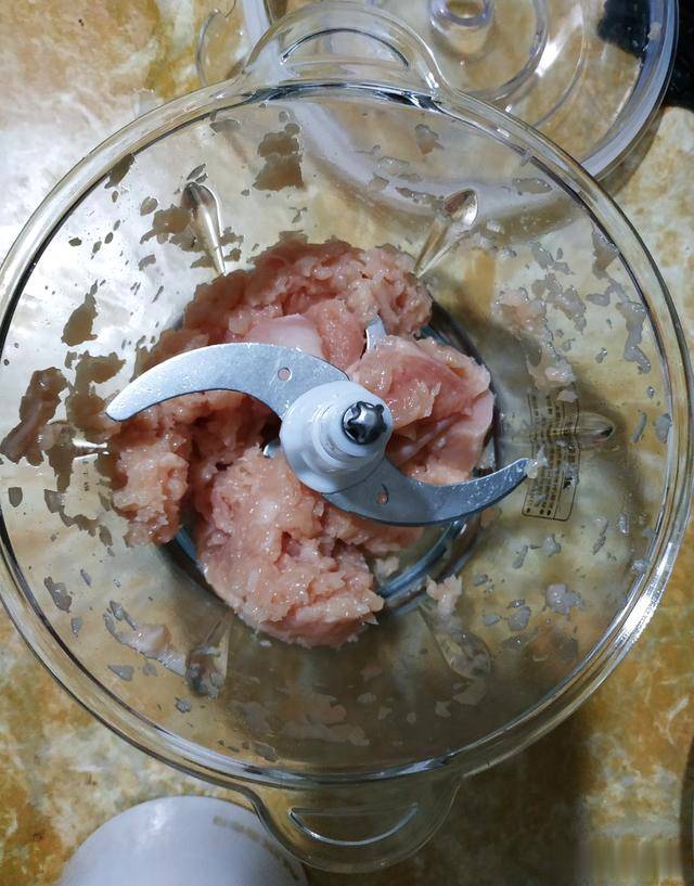 鸡胸肉多久能蒸好 337140cf8d89443e90e57cd183a9f7ae.jpeg