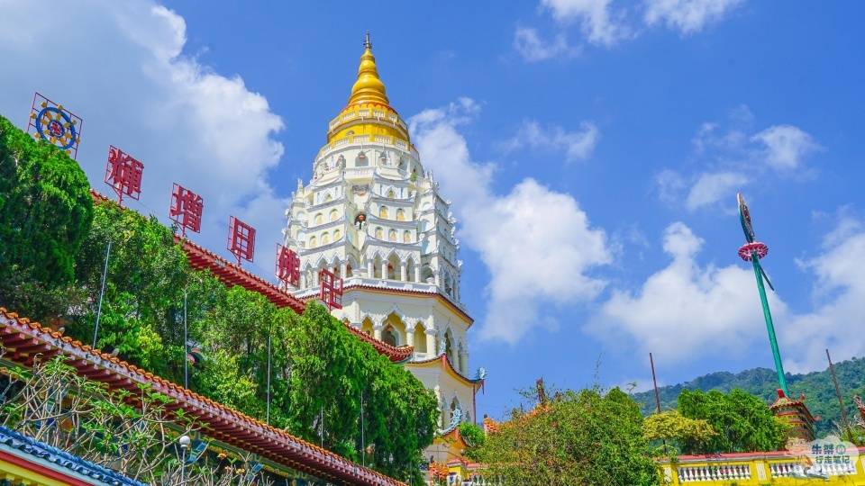 题匾|东南亚最大佛寺之一 结合了三国不同的建筑风格 光绪皇帝为其题匾