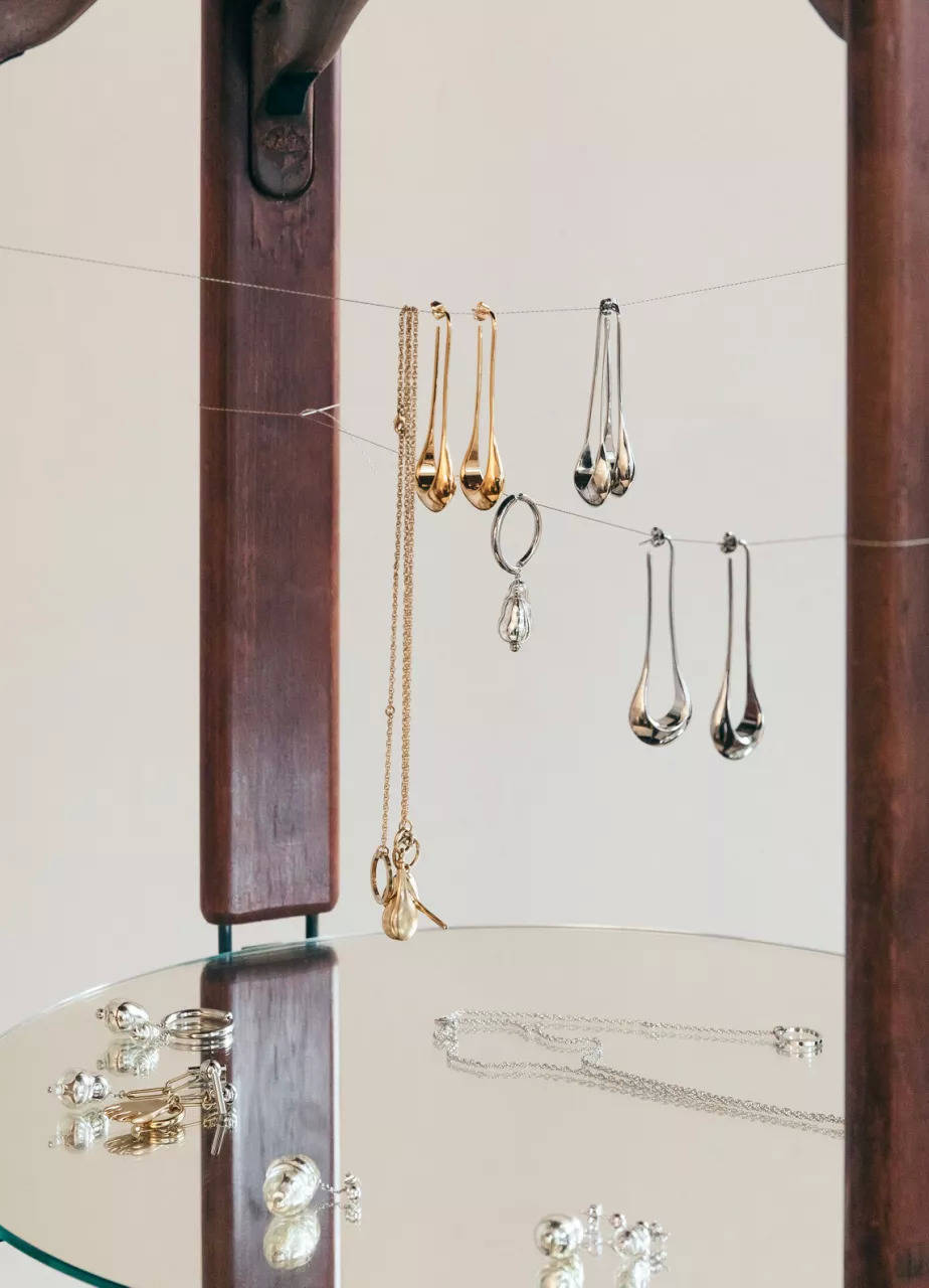 衣橱|世界上所有女生，都需要一个「Lemaire衣橱」