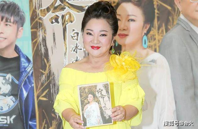 试管|原创女星曝七窍流血半小时不止,血管险爆!为生子曾狂打1000多针试管