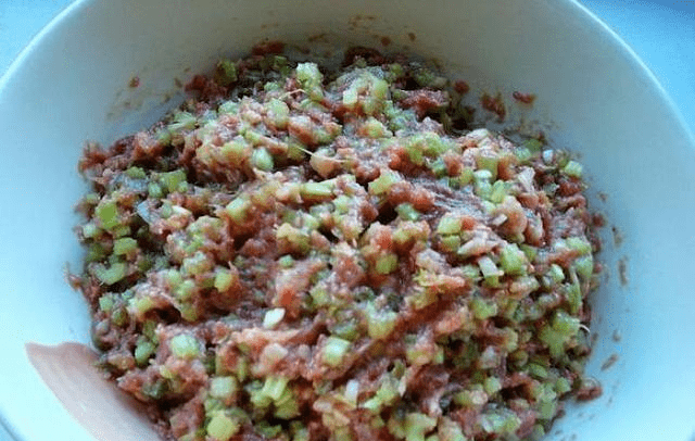 自己怎么做牛肉馅 fac9ee7c569c4431acb48b5fc453865f.png