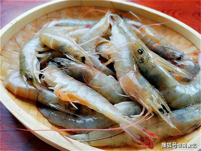 为什么不能吃鲈鱼和虾 f8b401371c644845a2309aa0c96fbf50.jpeg