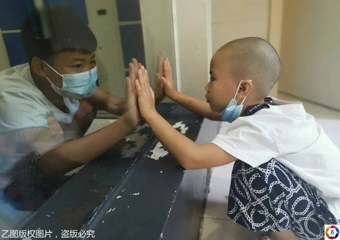 移植|妈妈却大发雷霆,真相心酸男孩攒几个月零花钱给妹妹买了个玩具