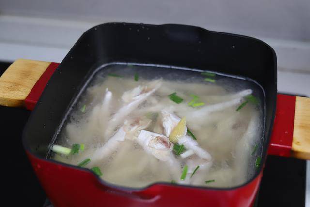 4b18656ca28e4368b54a412335bc045d.jpeg