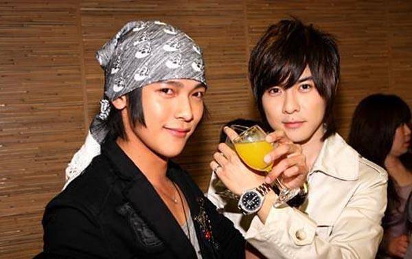 进度|原创唐禹哲松口恋情进度，称小13岁混血女友为很好的人，还未带回家