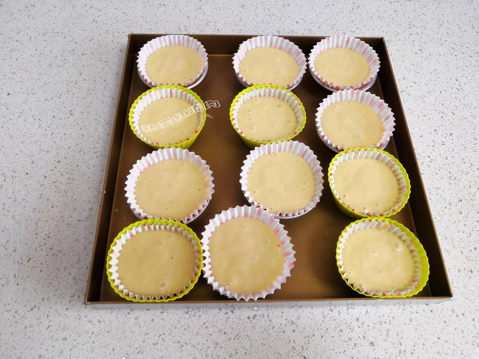 蛋糕|用料也简单只需要油水面，不用打发鸡蛋特省事这款蛋糕非常快手