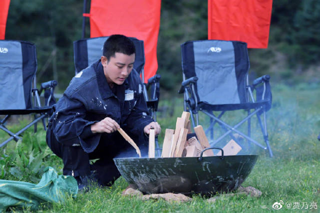 賈乃亮嚴重高反躺地吸氧，李小璐疑隔空鼓勵：希望你是最厲害的 娛樂 第3張