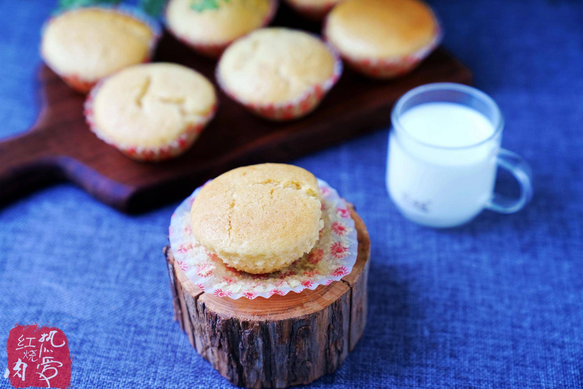 蛋糕|用料也简单只需要油水面，不用打发鸡蛋特省事这款蛋糕非常快手