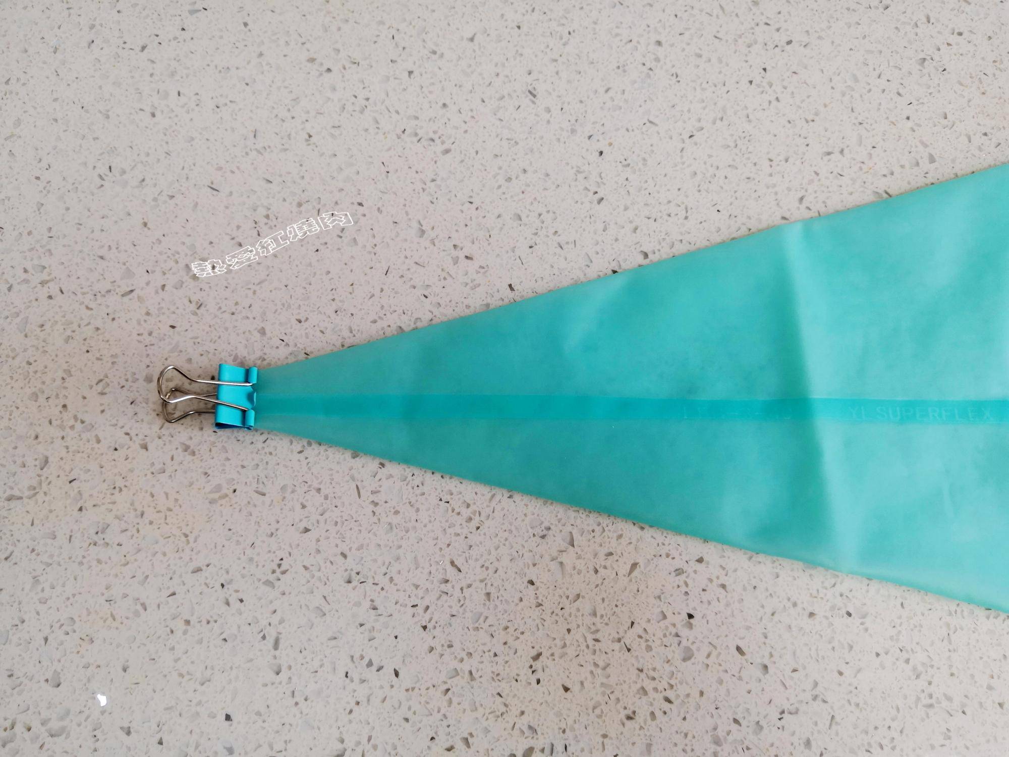 蛋糕|用料也简单只需要油水面，不用打发鸡蛋特省事这款蛋糕非常快手