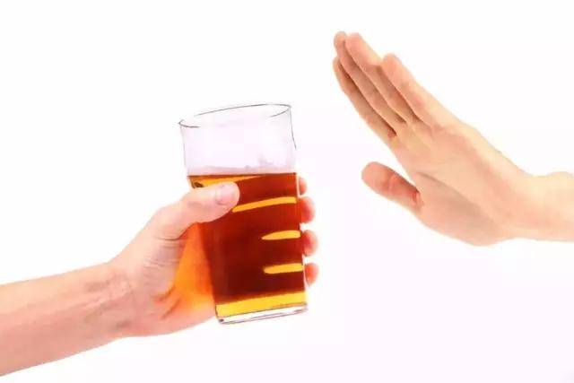 酒精|敢给我孩子喝这个？马上翻脸