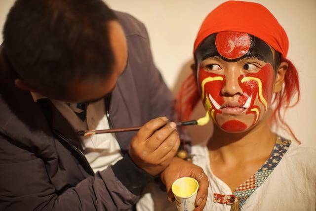 全村|中国最特别乡剧团：每年演一次，每次演三天，已经有150年历史