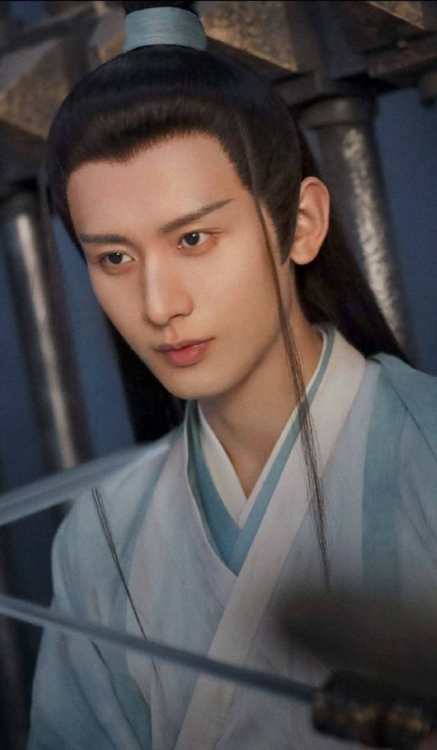 神成|原创成毅第一部作品脸又胖又圆，却特别清秀帅气，这颜值难怪会红