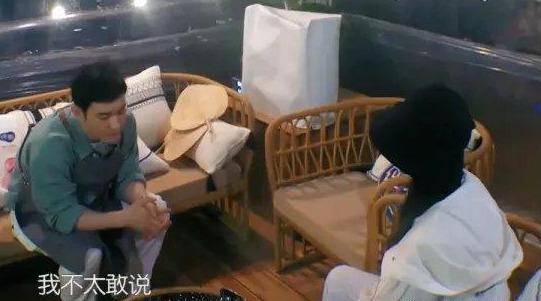 黄晓明|原创把尝完的刨冰吐回碗里,赵丽颖《中餐厅》被吐槽生活习惯糟糕