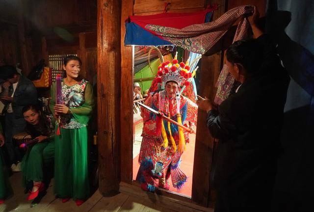 全村|中国最特别乡剧团：每年演一次，每次演三天，已经有150年历史