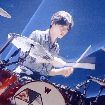 虚拟|原创谢可寅赵小棠“虚拟搬家”,引粉丝砸钱百万,明星榜已走向畸形?