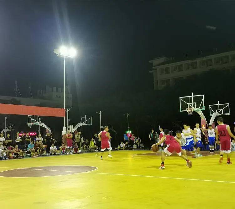 三亚市吉阳区2020GDP_三亚市吉阳区吴越岸(2)